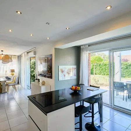 La Familiale - Les Demeures D 'adrien Willa *