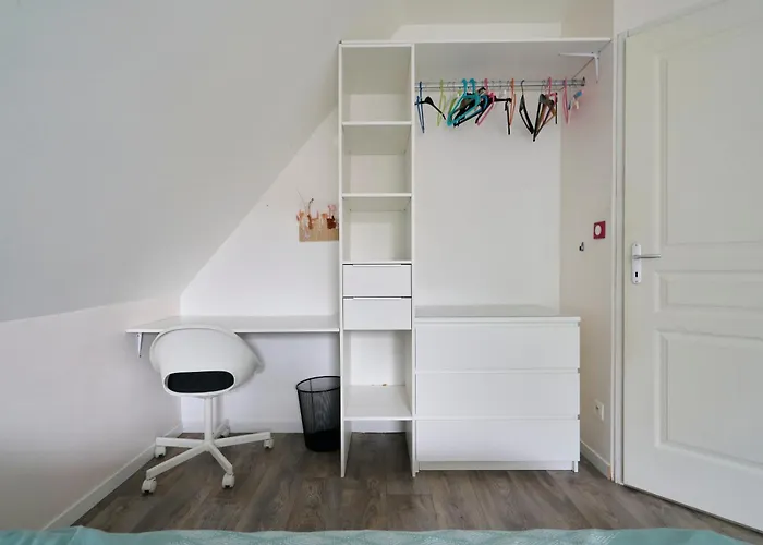 La Familiale - Les Demeures D 'adrien Santes