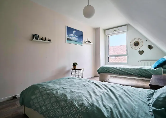 La Familiale - Les Demeures D 'adrien *