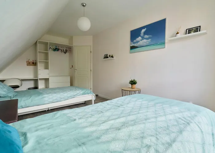 La Familiale - Les Demeures D 'adrien *